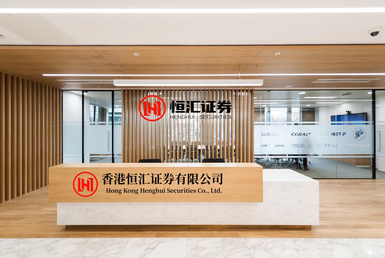 隆源配资官网 国际油价跌回中东冲突前 机构称未来仍存下行风险
